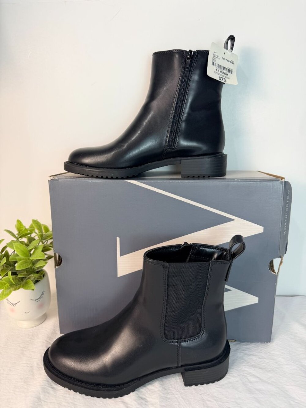 Worthington Black Chelsea Ankle Boots Womens 6.5M Zip Low Heel New - Picture 10 of 12